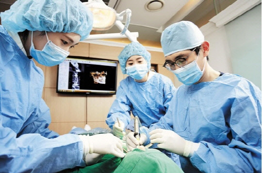 사진제공 = 에스플란트 치과병원